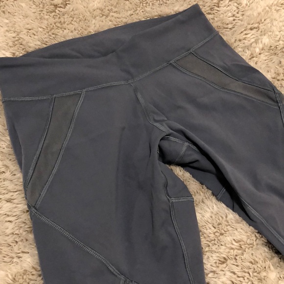 Blue Gray Cropped Lululemon Yoga Pants (size 6) - Picture 2 of 5